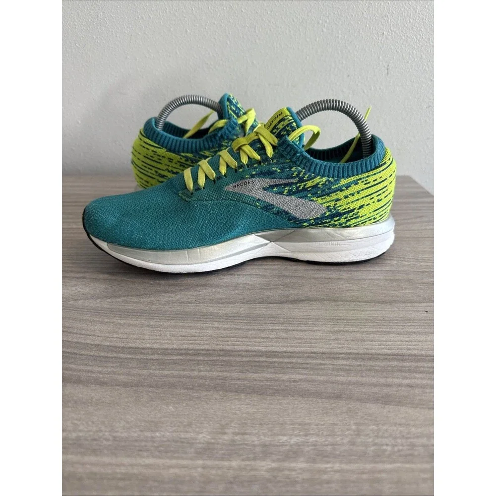 brooks ricochet